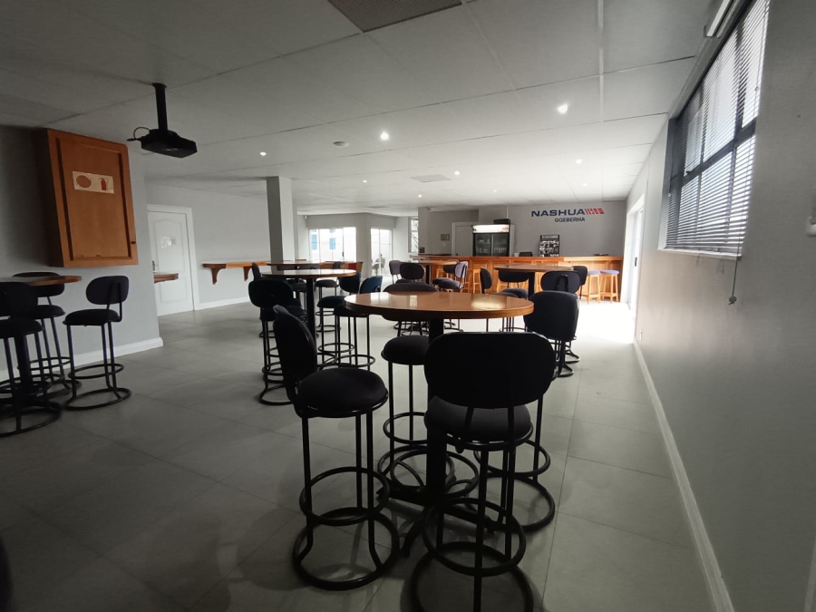 To Let Commercial Property for Rent in Lorraine Eastern Cape